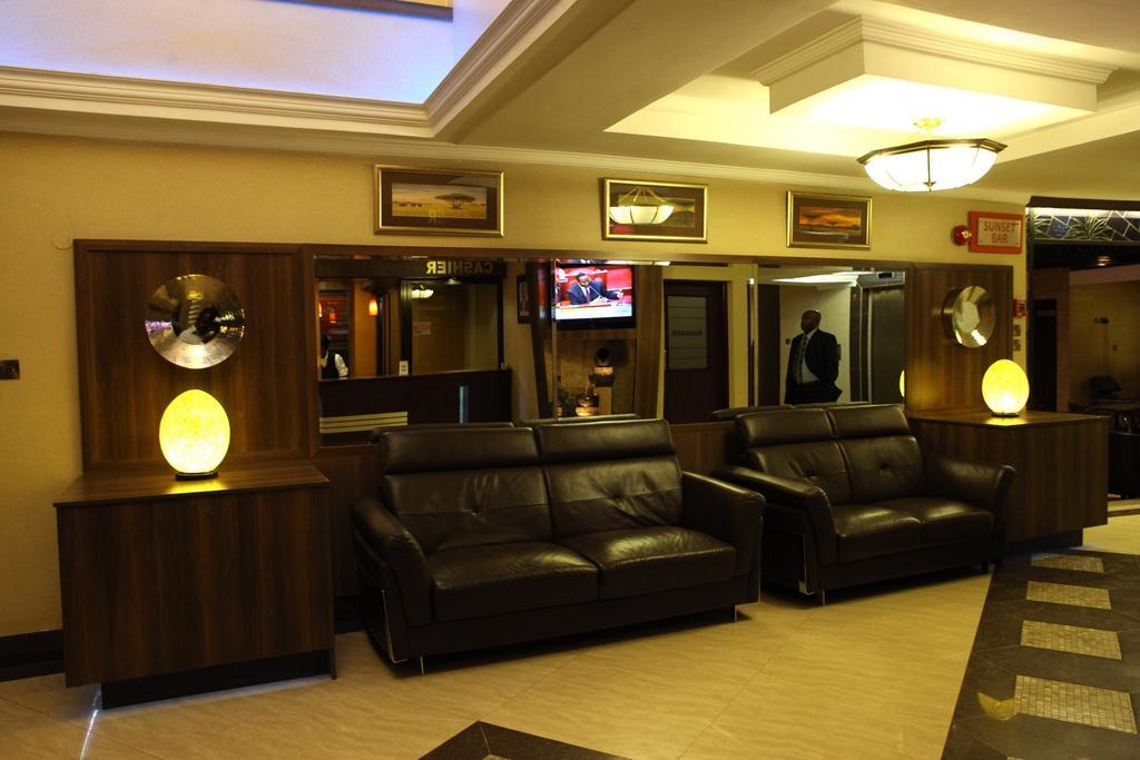 Summerdale Inn Найроби Экстерьер фото