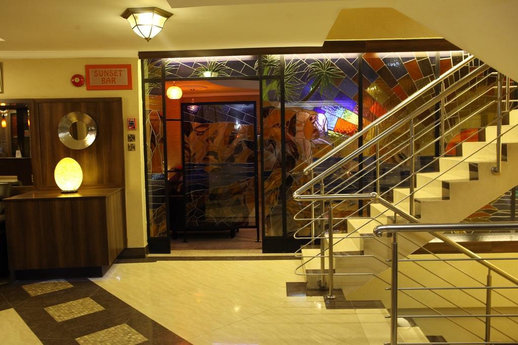 Summerdale Inn Найроби Экстерьер фото