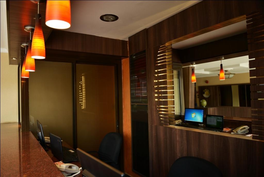 Summerdale Inn Найроби Экстерьер фото