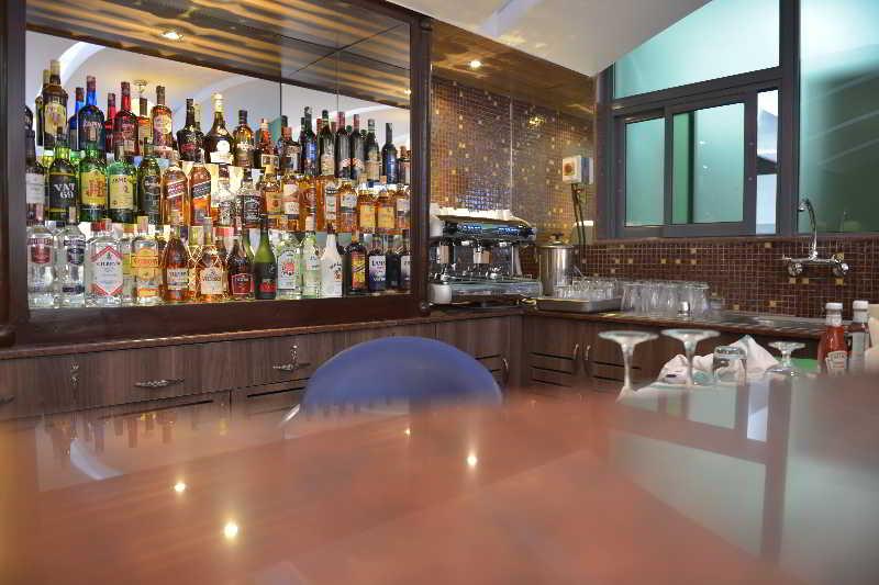 Summerdale Inn Найроби Экстерьер фото